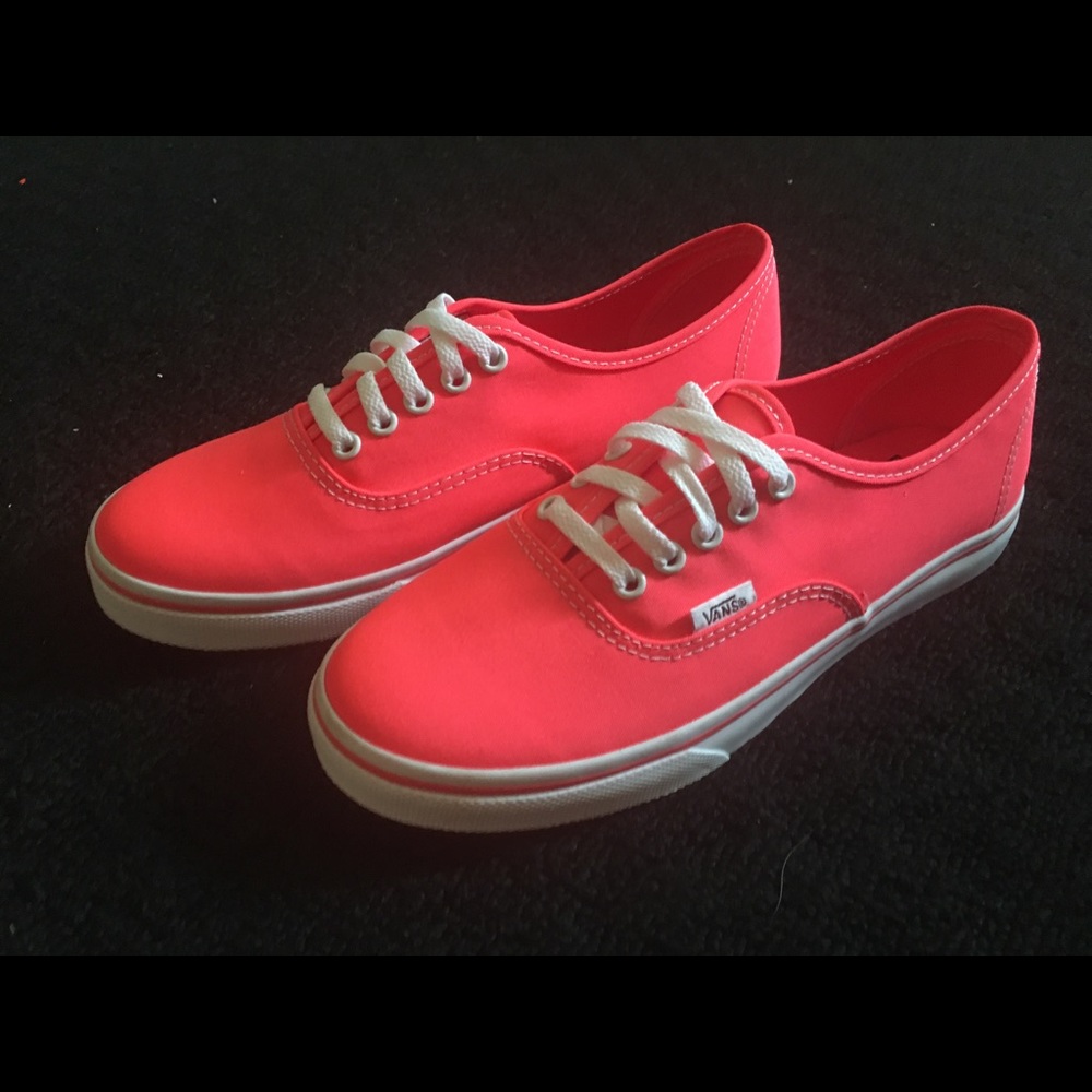 Vans - neon pink